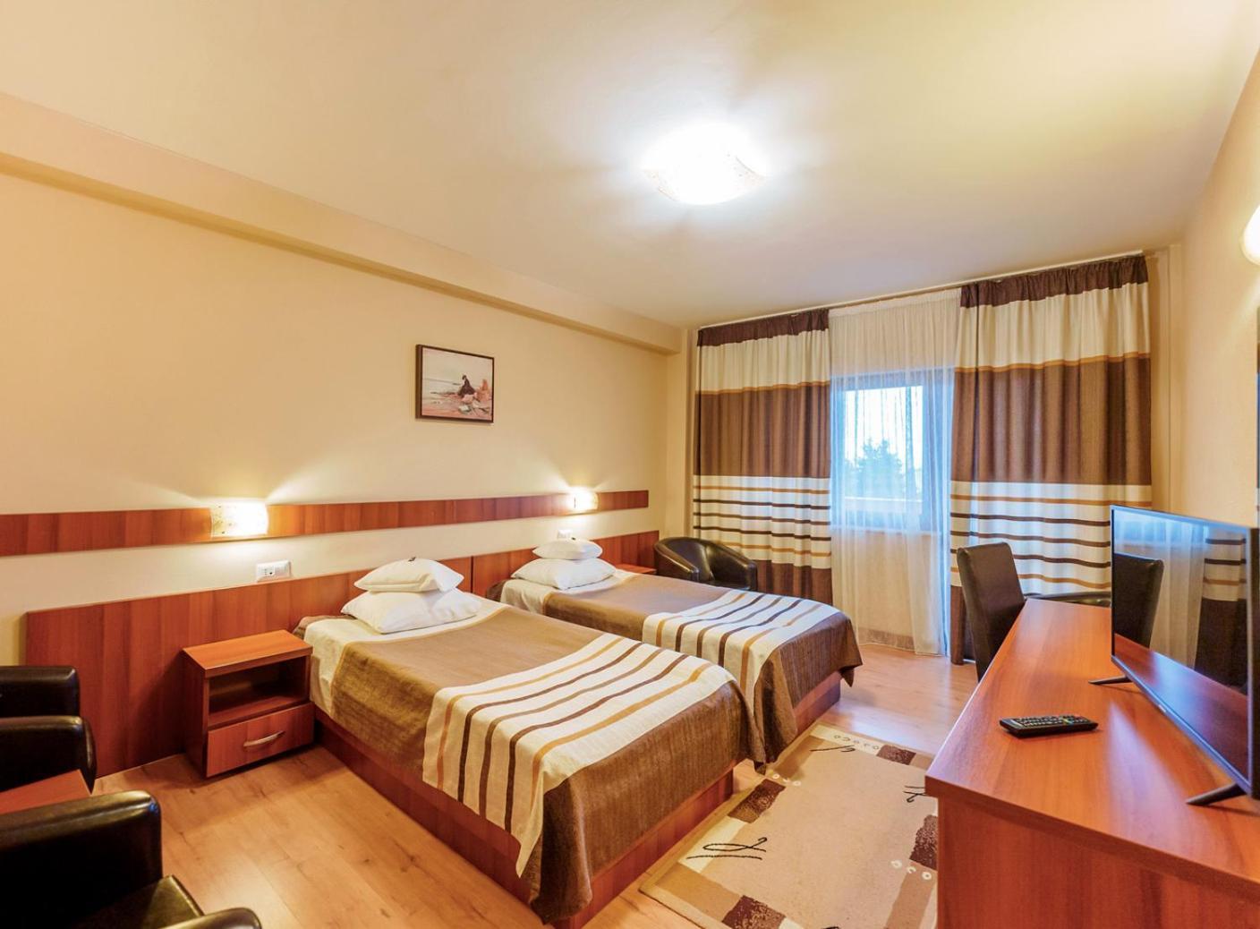Hotel Crisana Arad Luaran gambar